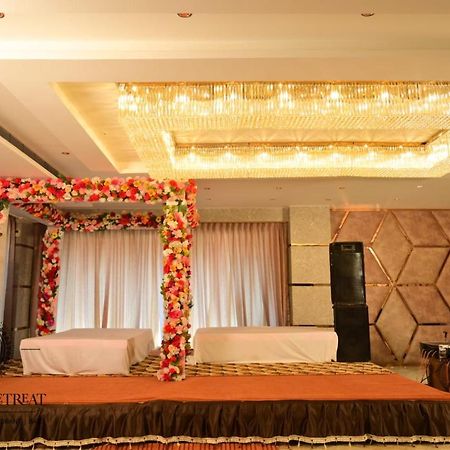Hotel Urvashi Retreat By Bookingcare Katni Exteriér fotografie